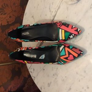 Michael Kors Women's Dorothy Flex Pump Black Multi Print Pointed Toe Sz 10M